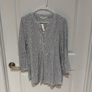 TJMaxx Black and White Flowery Blouse